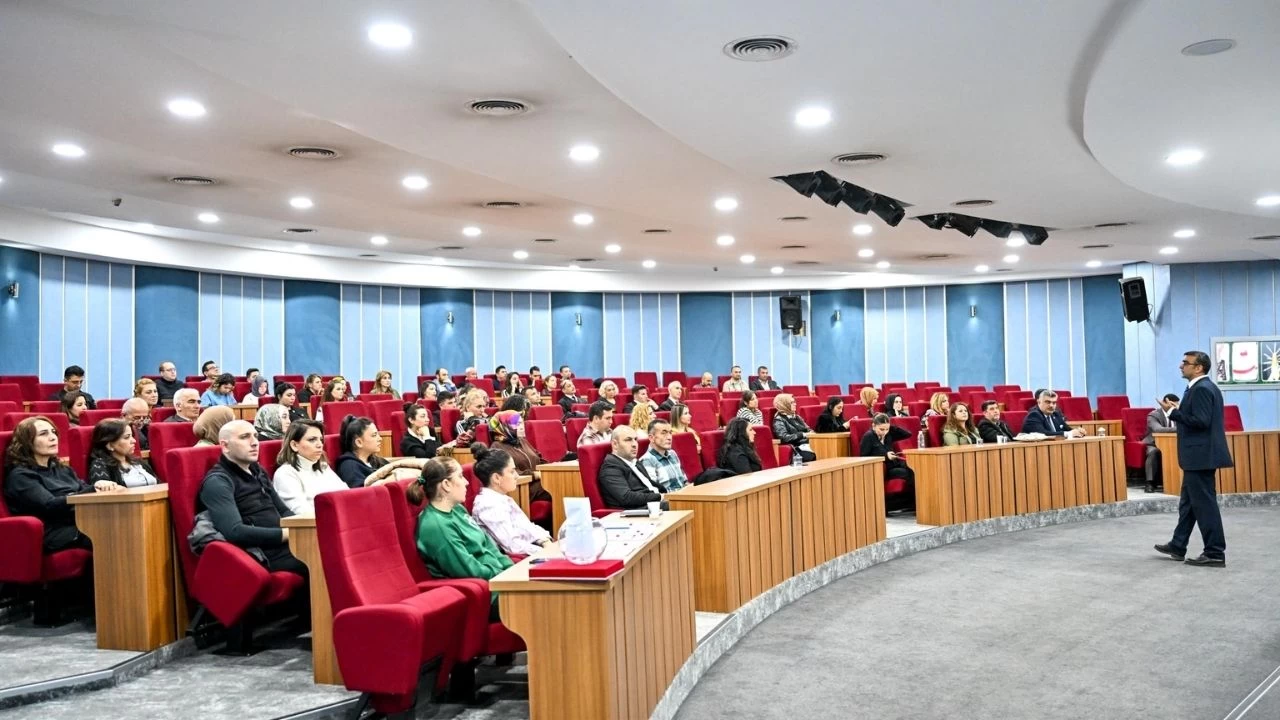 Altındağ Belediyesi’nde "Salı Sohbetleri"nde Bu Hafta: "Ata Tohumu ve Doğal Tarım" Konuşuldu